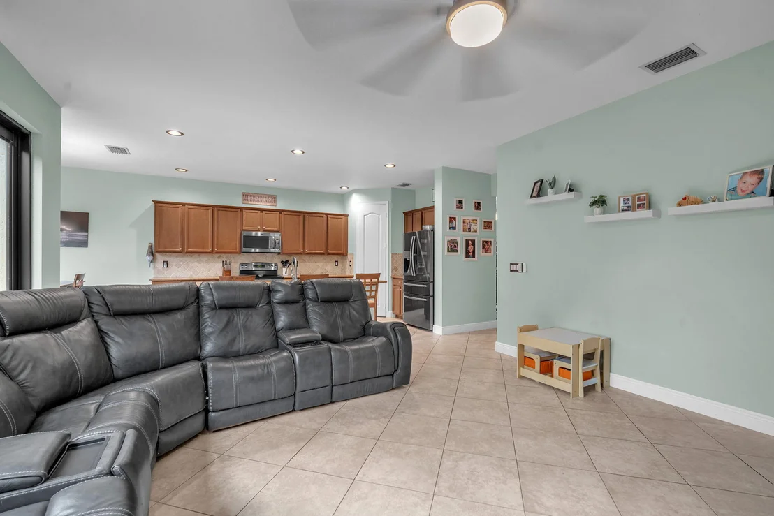 Photo of 3856 Aspen Leaf Drive
