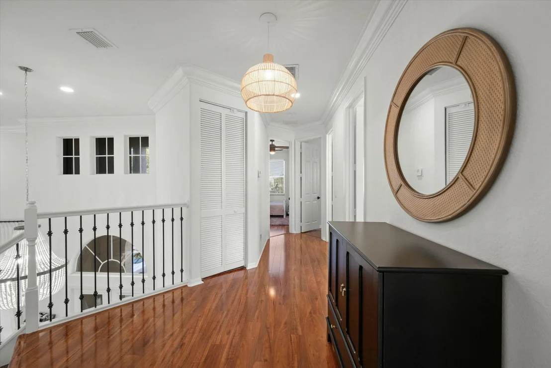 Photo of 1386 Beacon Circle
