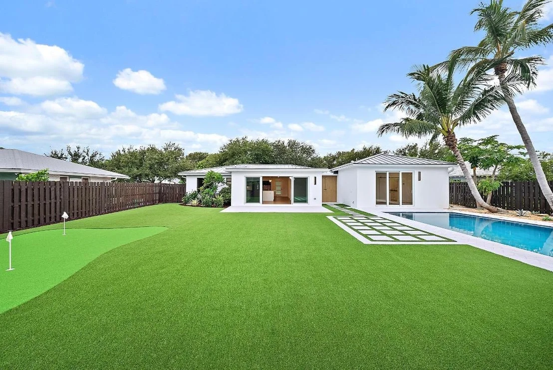 Photo of 439 Lighthouse Drive