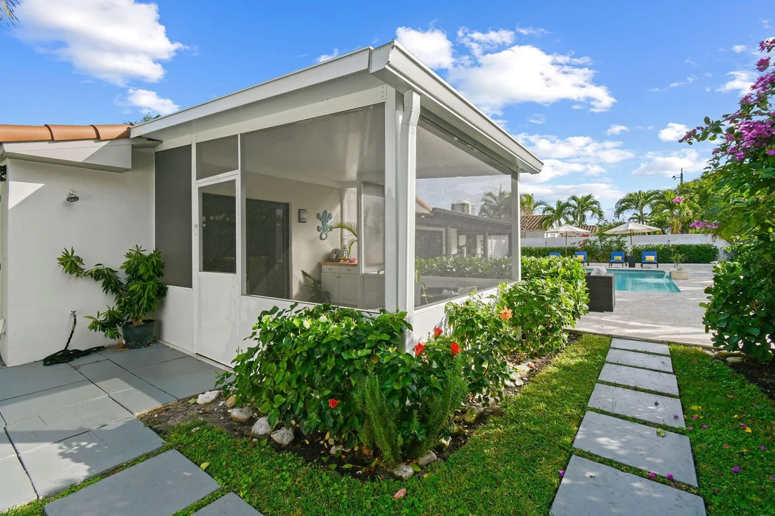 Photo of 1191 Dolphin Road
