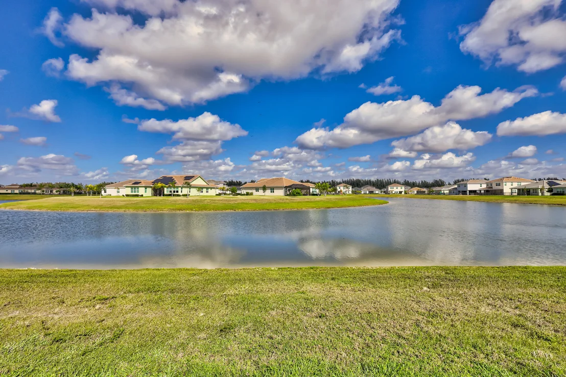 Photo of 15121 Goldfinch Circle