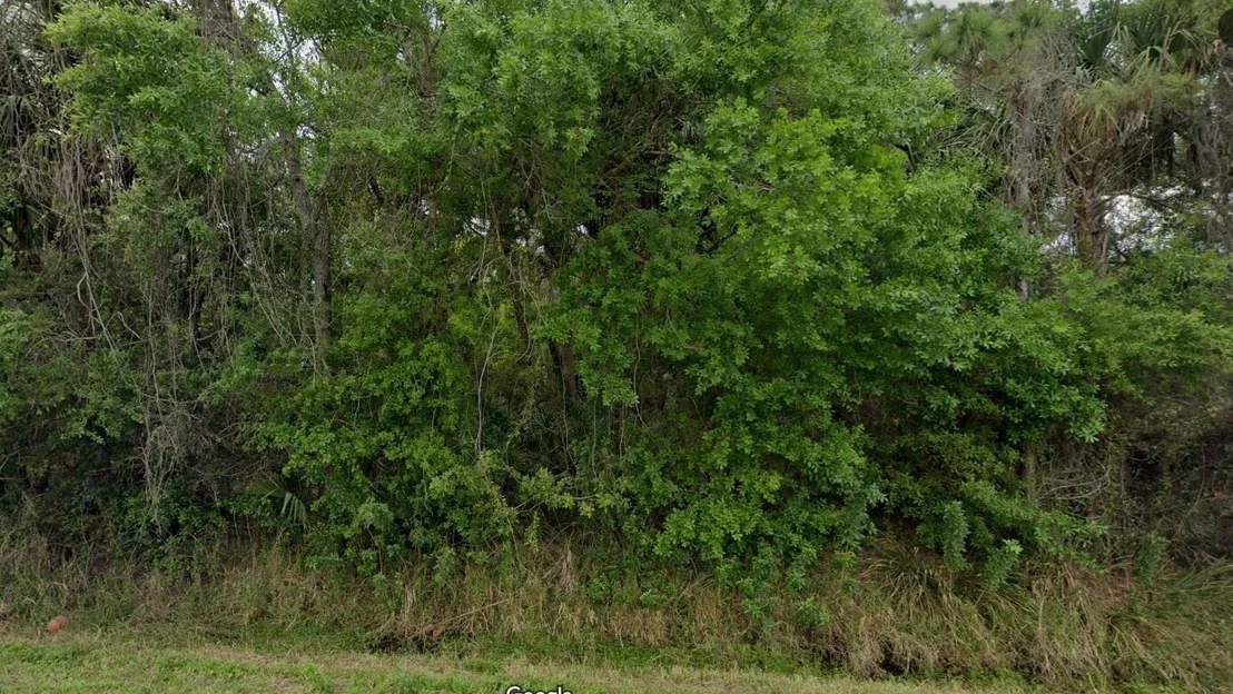 Photo of 3887 NW 37th Avenue