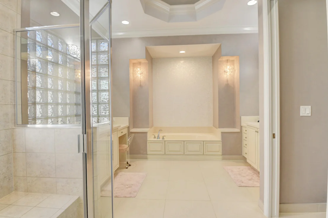 Photo of 12408 Cascade Valley Lane