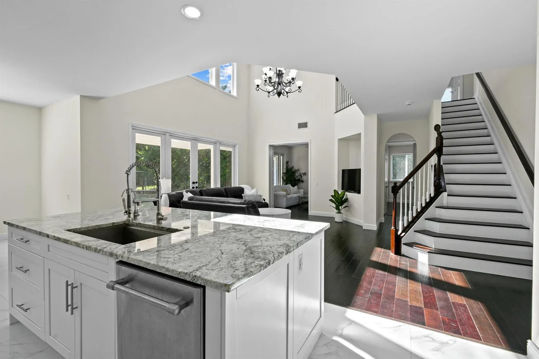 Photo of 369 Magnolia Drive