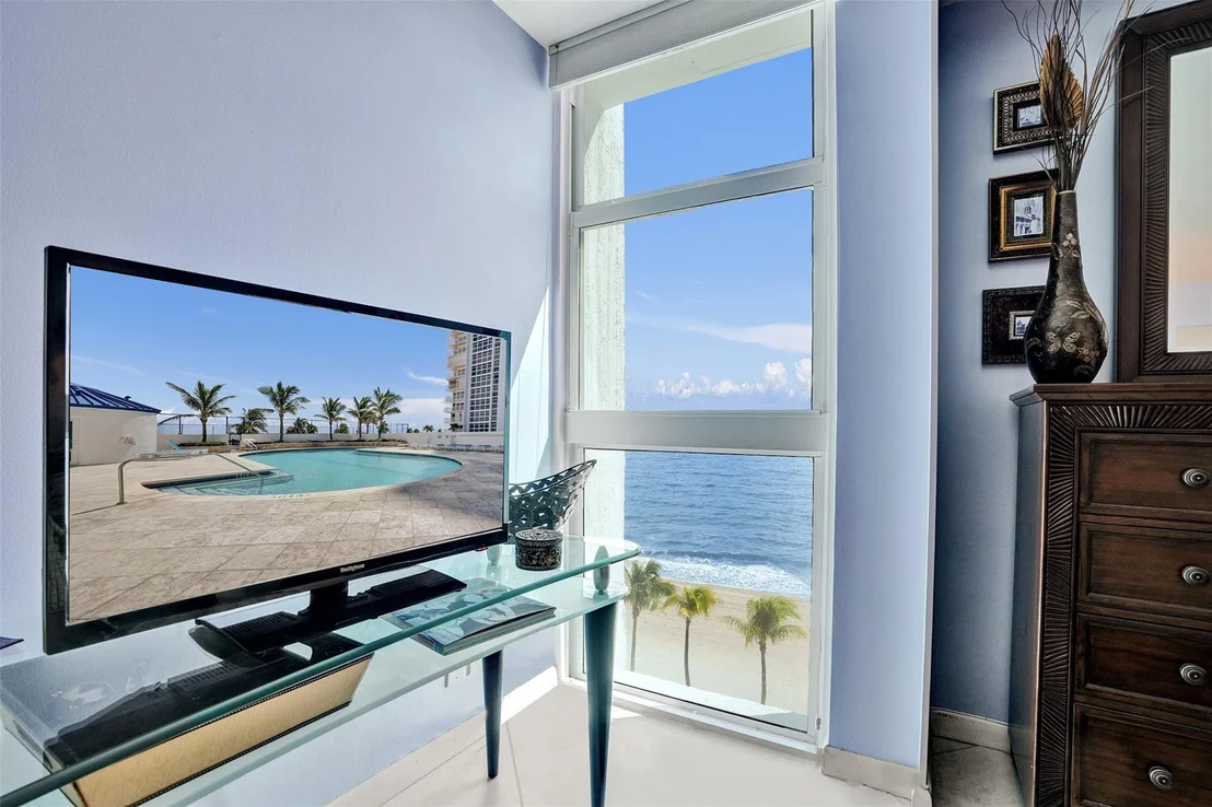 Photo of Unit 708 at 1360 S Ocean Boulevard