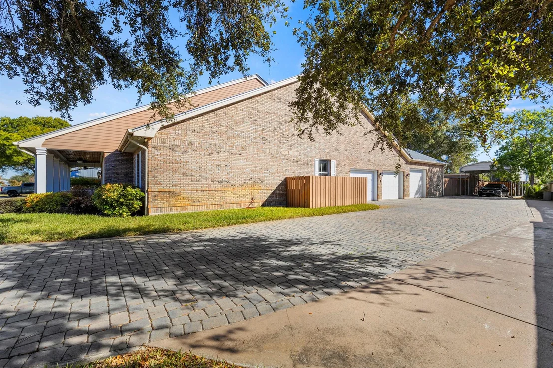 Photo of 3110 Lost Tree Boulevard