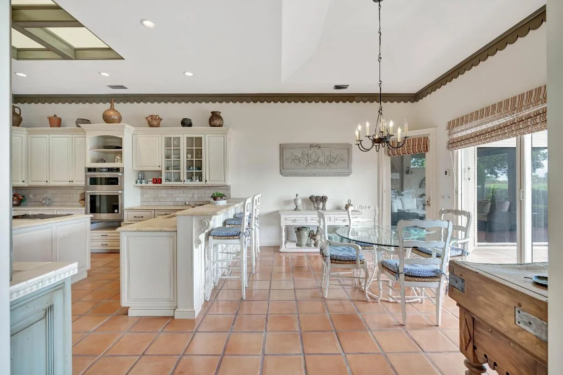 Photo of 266 Locha Drive