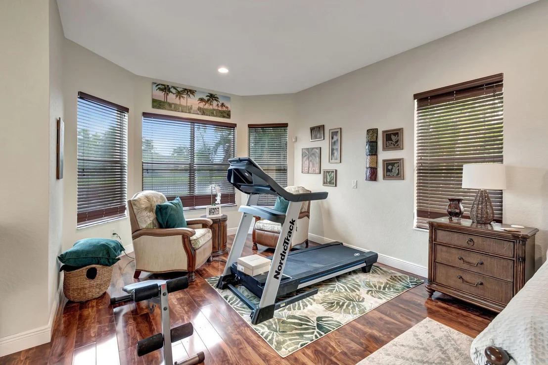 Photo of 10796 Castle Oak Drive