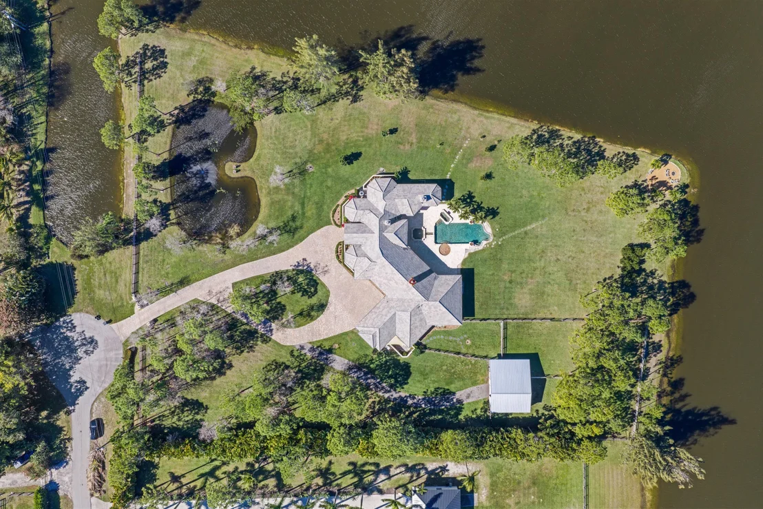 Photo of 11581 Manatee Terrace