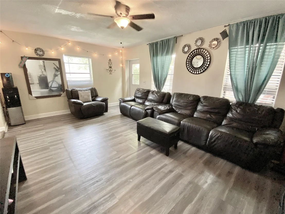 Photo of 9569 Richmond Circle