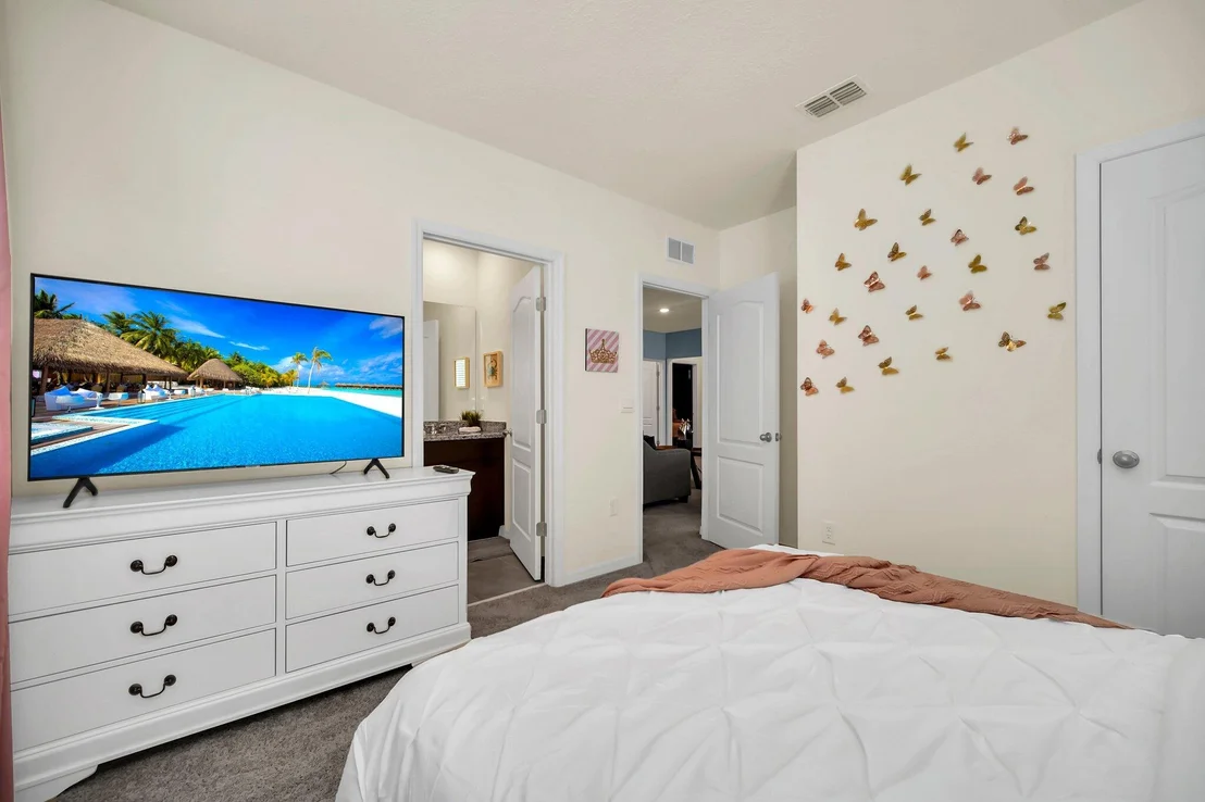 Photo of 7656 Oakmoss Loop