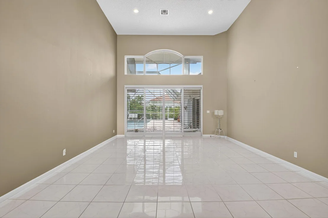 Photo of 7686 La Corniche Circle