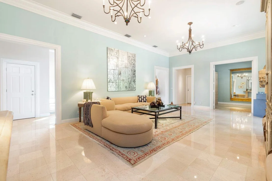 Photo of 710 N COUNTY Road