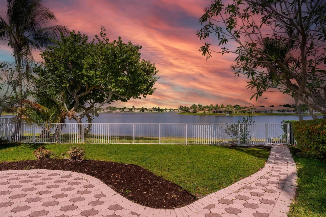 Photo of 7605 Santee Terrace