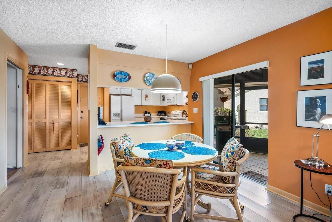 Photo of 5546 Forest Oaks Terrace