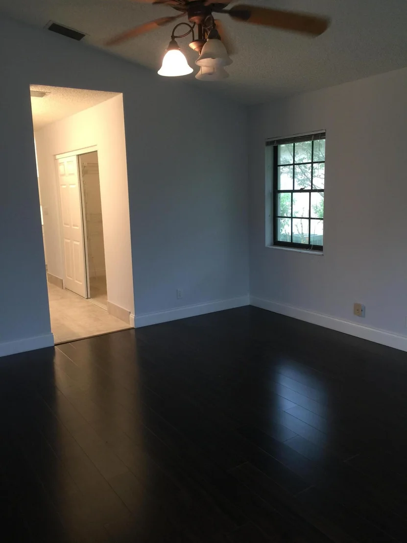 Photo of 2114 Amesbury Circle