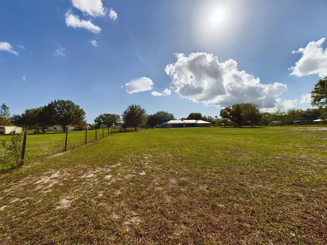Photo of 2267 NE 54th Trail