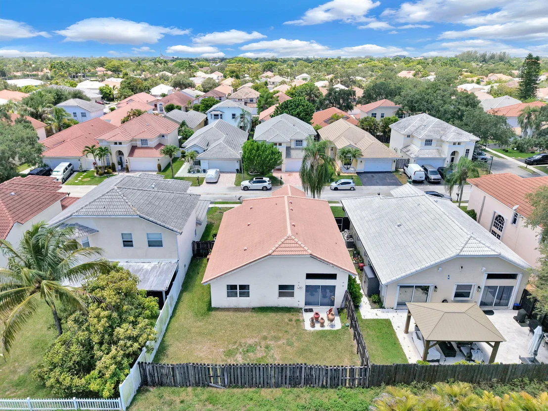 Photo of 2656 NW 68TH Avenue