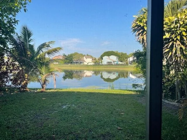 Photo of 4675 Lakeside Circle