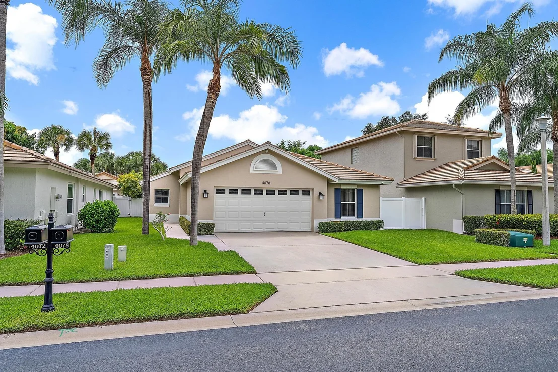 Photo of 4078 Manor Forest Trail