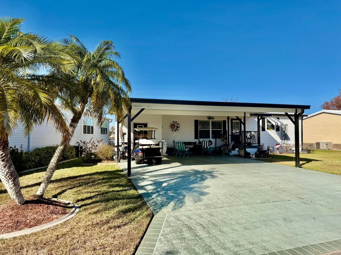 Photo of 1692 SW 35th Circle