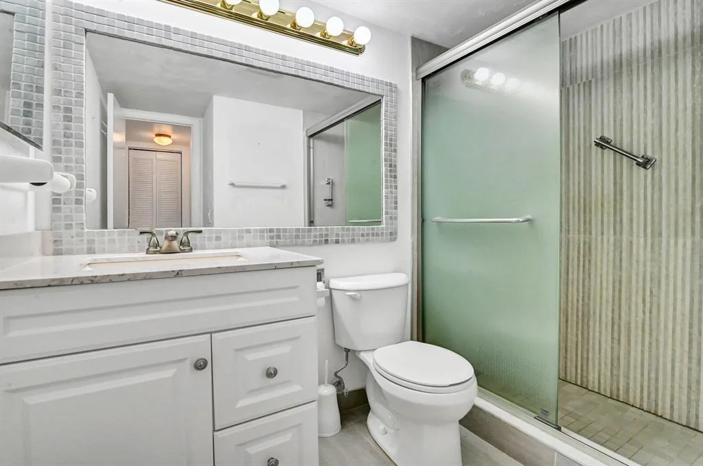 Photo of Unit B2 at 301 Knotty Pine Circle