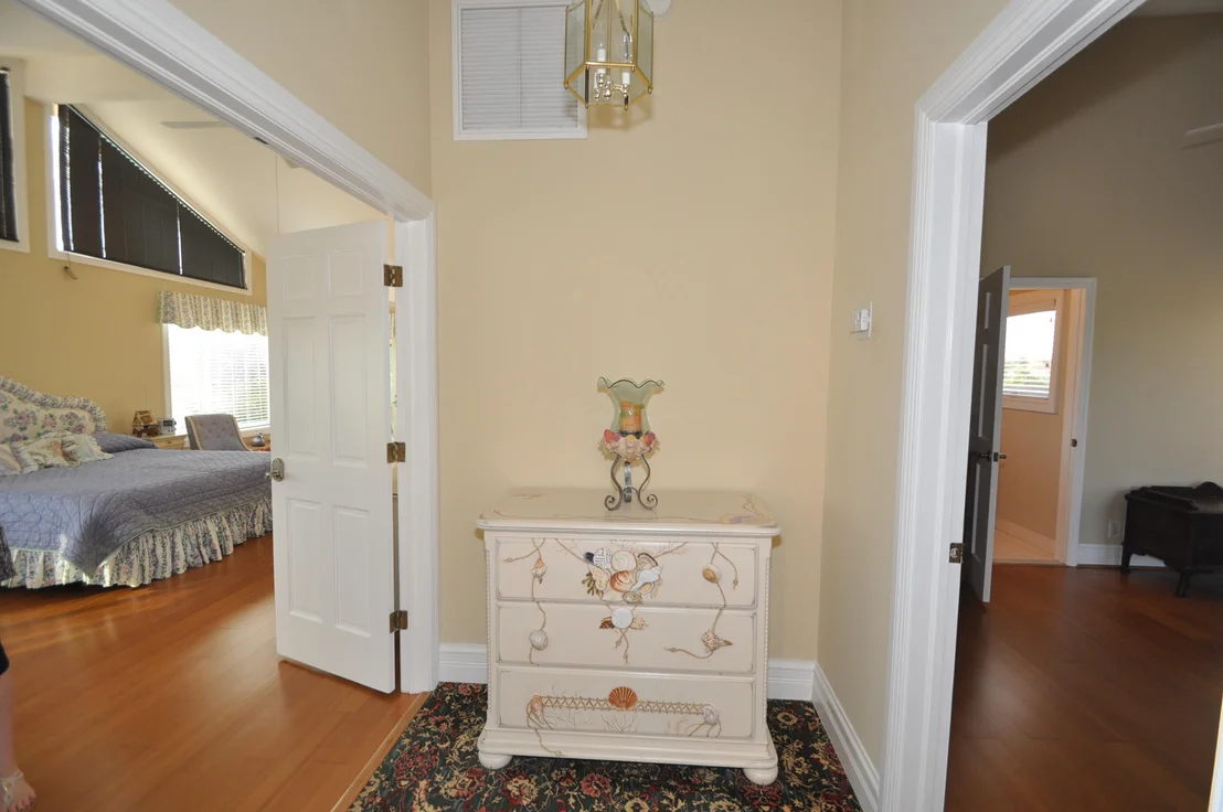 Photo of 8 Midlane Road