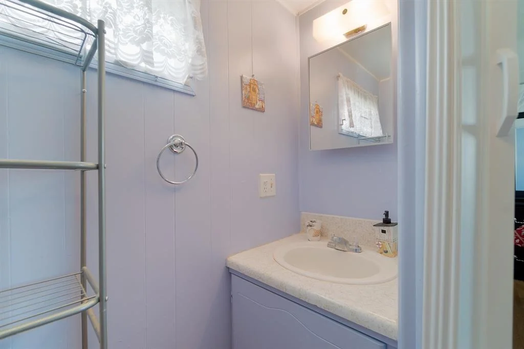 Photo of 7013 Esper Bay