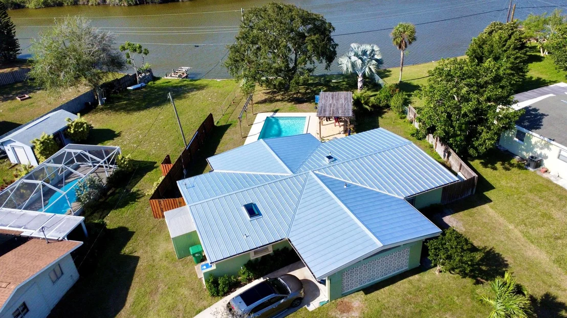 Photo of 886 Schumann Drive