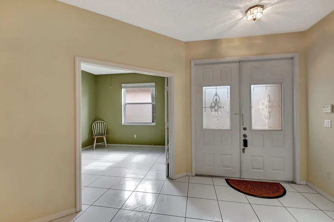 Photo of 10864 Madison Drive