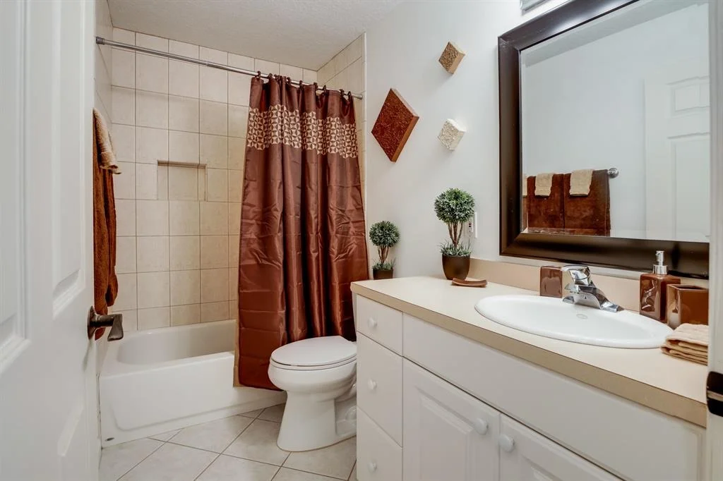 Photo of 4815 Dolphin Drive