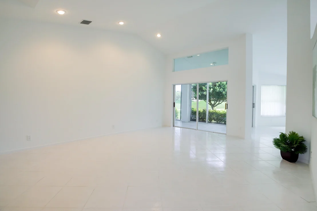 Photo of 6892 Grenelefe Road