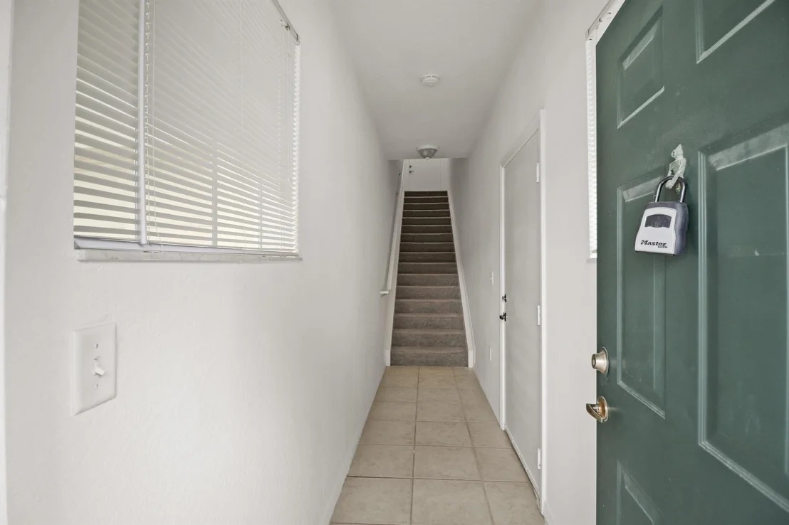 Photo of 272 SE Kitching Circle