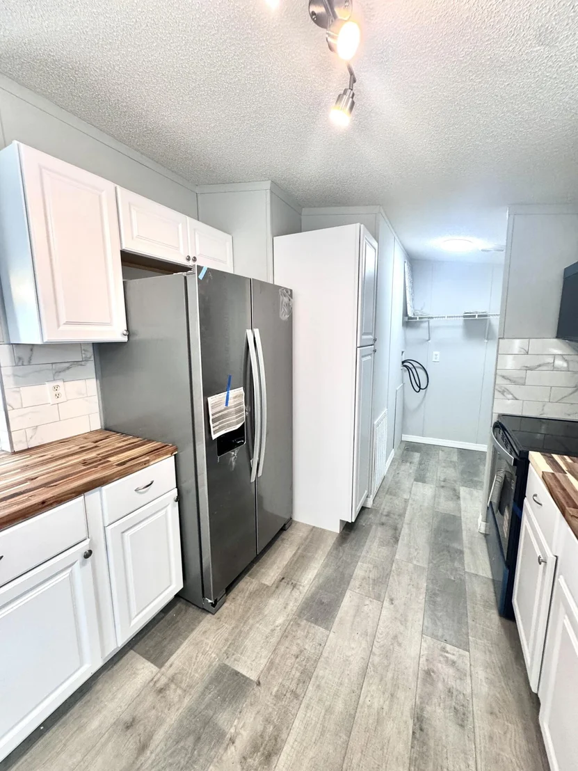 Photo of 1067 Palm Court