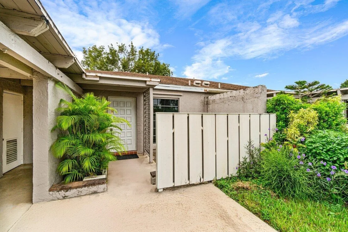 Photo of 6844 Moonlit Drive