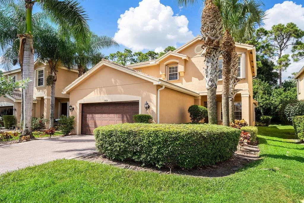 Photo of 7959 Parsons Pine Drive
