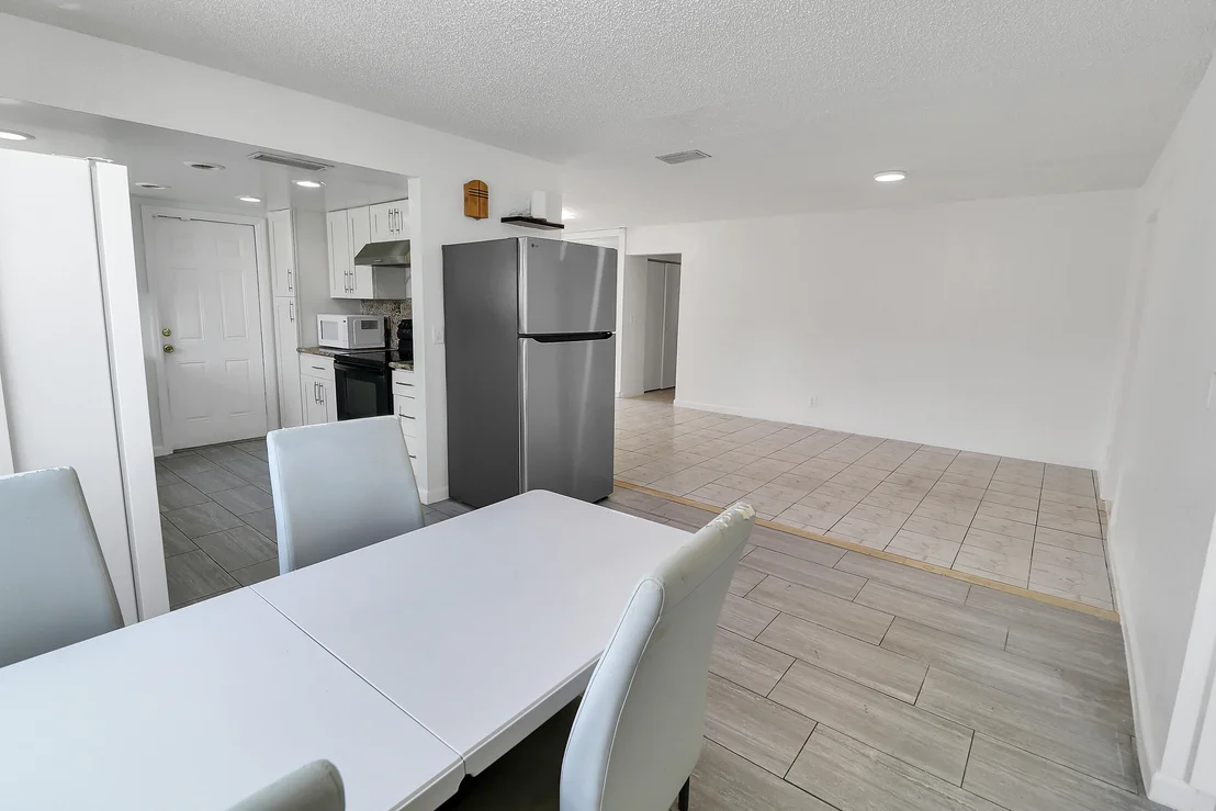 Photo of 2233 NW 3rd Avenue