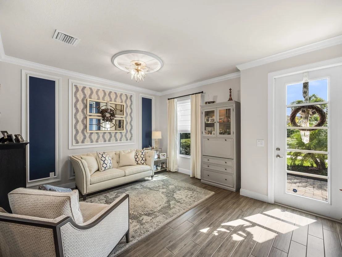Photo of 708 SW Riverwatch Place