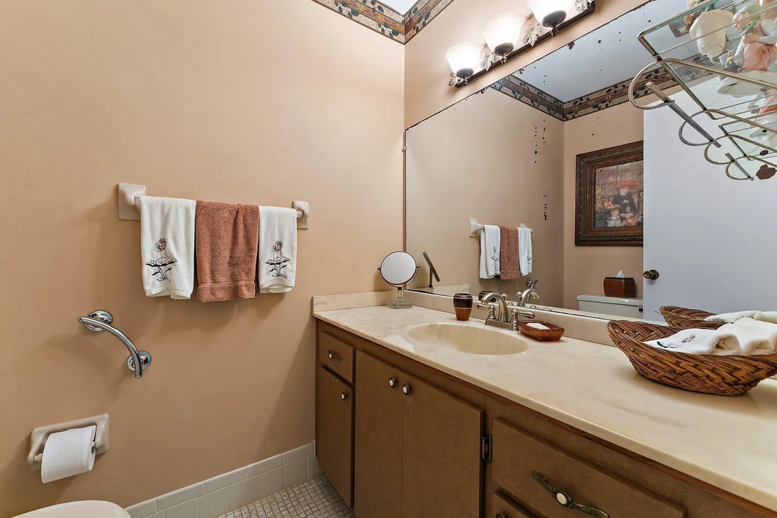 Photo of 138 SE Turtle Creek Drive