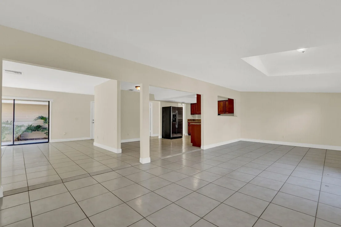 Photo of 8074 SE River Lane