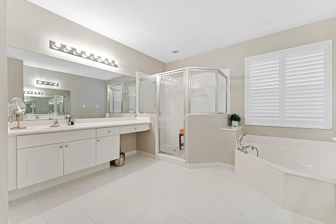 Photo of 1282 Beacon Circle