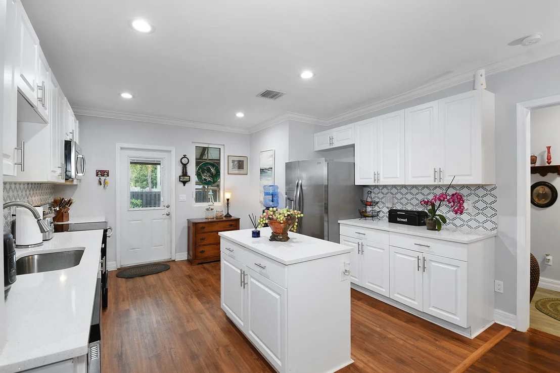 Photo of 525 Evergreen Drive