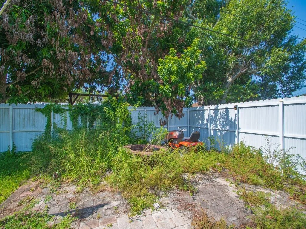 Photo of 355 JOHNSTON Street