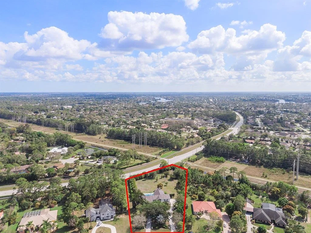Photo of 13638 Greentree Trail