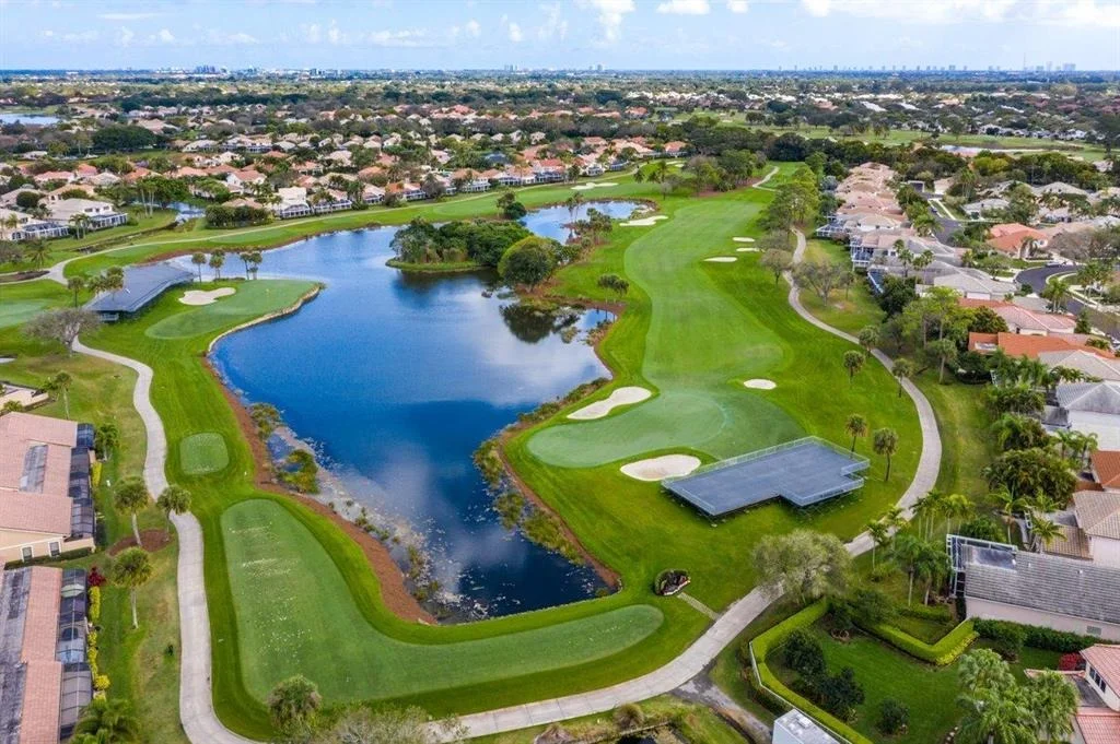 Photo of 325 Eagleton Golf Drive