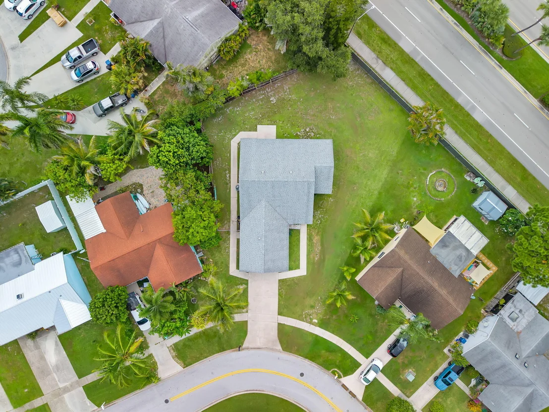 Photo of 119 Lakeside Circle