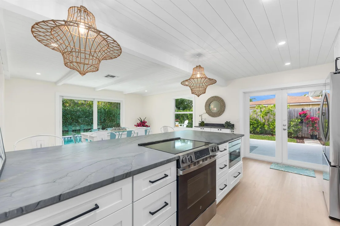 Photo of 1604 Seabrook Road