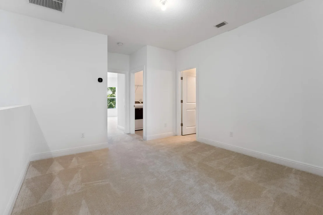 Photo of 552 Sanderling Circle
