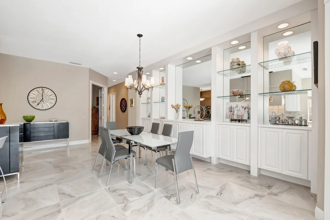 Photo of 4786 Temple Drive