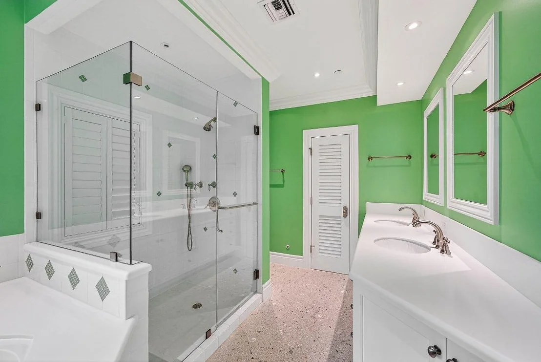 Photo of 720 N Ocean Boulevard